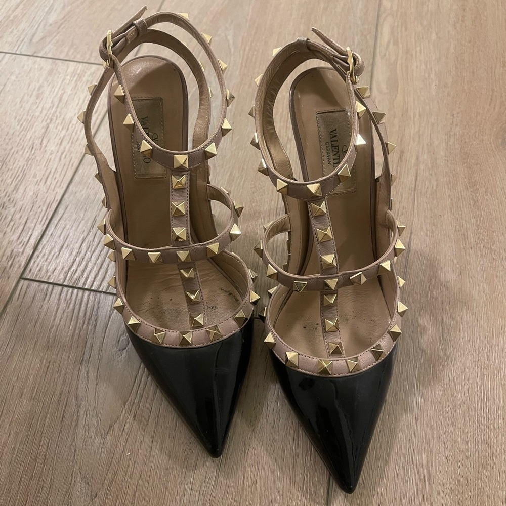 Valentino Rockstud Black and Nude Heels